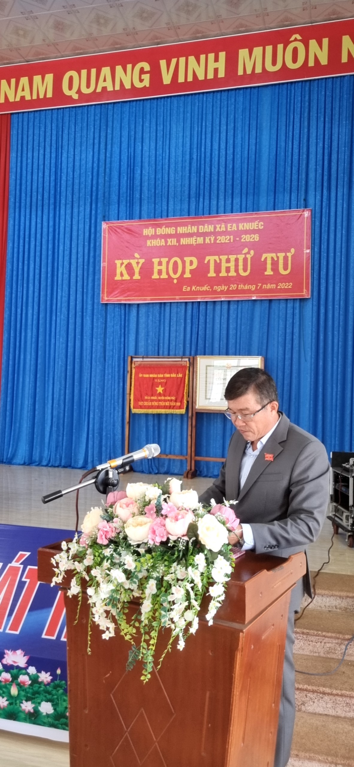 Họp HĐND 3